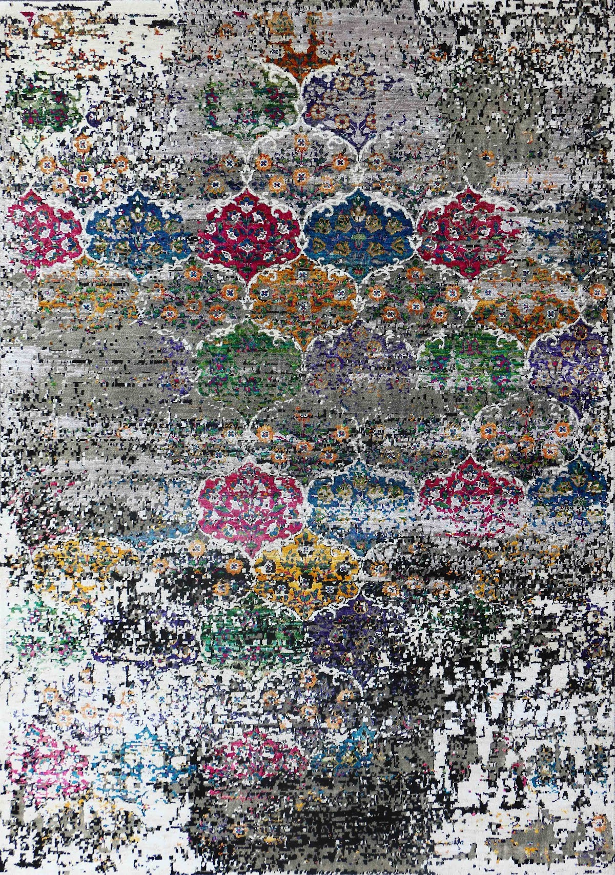 Hand-knotted Persian wool carpet Bahrain, design 4637